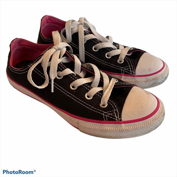 Converse Juniors Size 2 Low top Chuck Taylor All Star Double Tongue 2 - Picture 1 of 9